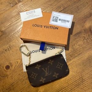 Louis Vuitton Sarah Wallet Key Chain
